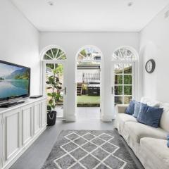 WIND85P - Pet Friendly Paddo Terrace