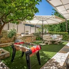 Vasili's Home - 5 Min from the City Ceter