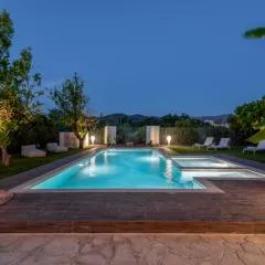 Elenas Village House - Love apartment with Pool and Terrace