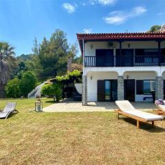 Oxana Beach House St Nikolaos - 3 bedrooms 8 guests