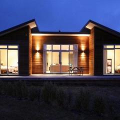 Carrot Cake Chalet - Ohakune