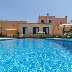 YourHouse Can Covetes, villa with private pool and garden, perfect for families