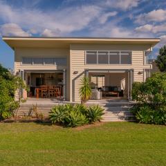 Golfers and Beach Lovers Dream - Matarangi House