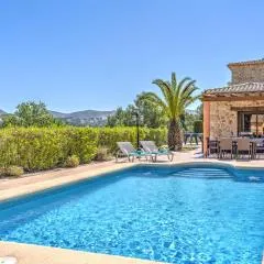 Villa Cambra by Villa Plus