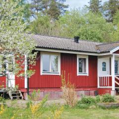 Cozy Home In Nossebro With Kitchen