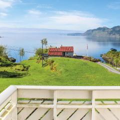 Awesome Home In Holmefjord With House Sea View