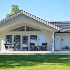 Beautiful Home In Timmernabben With 2 Bedrooms And Wifi