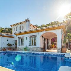 Cozy Home In Cómpeta With Wifi