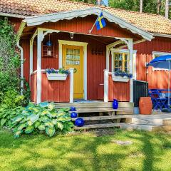 Pet Friendly Home In Sollebrunn With Wifi