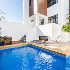Awesome Home In Conil De La Frontera With Outdoor Swimming Pool