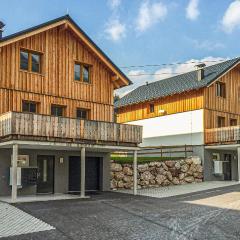 Beautiful Home In Altaussee With Kitchen