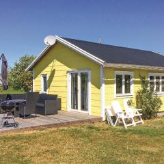 Awesome Home In Lttorp With 2 Bedrooms And Wifi