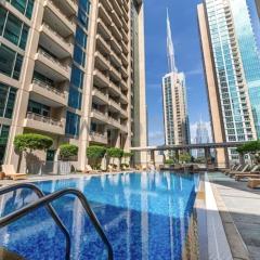HiGuests - Amazing Apartment overlooking Burj Khalifa!