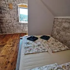 Apartment Stone