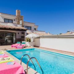 Villa Ola by Villa Plus