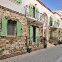 Brothers Çeşme Boutique Hotel