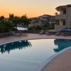 Lygaria Beach Apts