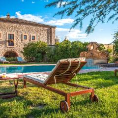 Awesome Home In San Michele Di Ganzari With Outdoor Swimming Pool, Wifi And 13 Bedrooms