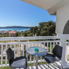 Awesome Apartment In Kastel Sucurac