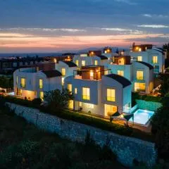Ada Villas