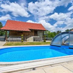 Amazing Home In Stubicke Toplice With Heated Swimming Pool