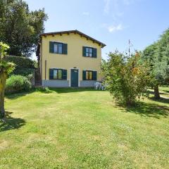 Stunning Home In Valentano With 3 Bedrooms And Wifi