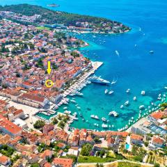 Harbourside Guesthouse Mandina - ZF Hvar