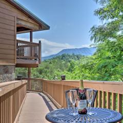 Cabin Apt with Smoky Mtn Views and Private Patio!