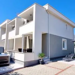 Fantasy Classic Maisonette II