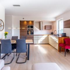Betty by Q4Apartments
