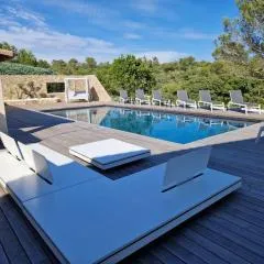 Magnifique villa de luxe au coeur de la garrigue