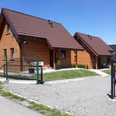 Nowe domki w górach "Pod Skrzycznym", koło Szczyrku