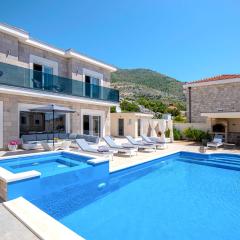 Luxury Villa Miriam with private pool and jet pool near Dubrovnik