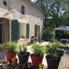 Grand gîte avec piscine Le presbytère de Savignac de Duras