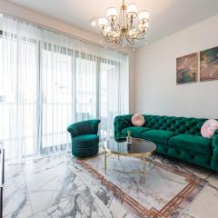 Stunning Luxury Apartment Royal Glamour