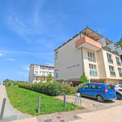 Forum Marinar direkt am Strand