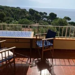 Calella de Palafrugell bellísimo apartamento con vistas al mar