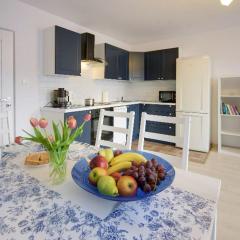 Trevilles Apartamenty - Granatowy