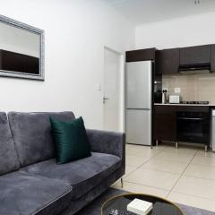 Alimama Spaces: The Manson's Greenstone