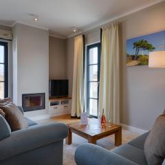 Reetland am Meer - Premium Reetdachvilla mit 3 Schlafzimmern, Sauna und Kamin F26