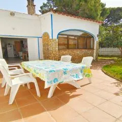 VACAY Villa Emily, aire libre al sol, en la Costa Brava, L'Escala!