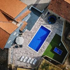 Villa DUKA with heated private pool, Makarska region