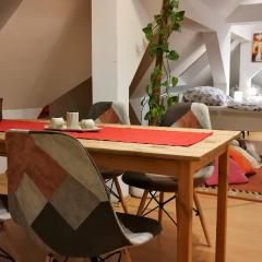 Attic Oelsnitz am Hegebach mit Netflix und Parkplatz Self Check-in