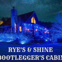 Ryes and Shine Bootlegger's Cabin! Hot Tub* Pool* Arcade* Billiards *EV * Pet Friendly