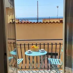 Casa Enza: appartamento a un passo dal mare.