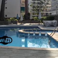 Apartamento centrico y con piscina a 5 min. playa