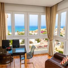 APARTAMENTO CON VISTAS AL MAR Y AL LAGO