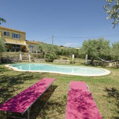 Nice Home In Caumont Sur Durance With Wifi, Private Swimming Pool And Outdoor Swimming Pool