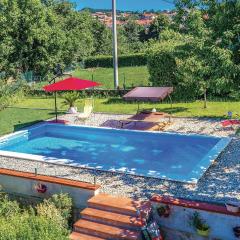 Stunning Apartment In Viskovo With 2 Bedrooms, Wifi And Outdoor Swimming Pool