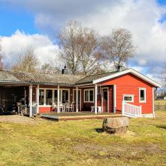 Nice Home In Lngaryd With 3 Bedrooms And Wifi